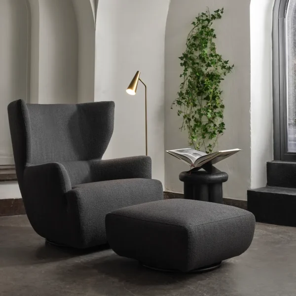 Fauteuil COAST de Vilmers, revêtement tissu Beryl, couleur Anthracite en ambiance